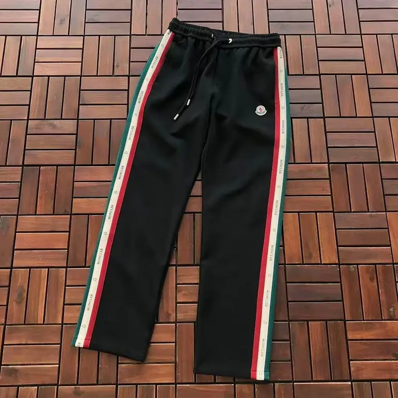 ￥~219 M🔥🔥🔥🔥🔥R TROUSERS 77081148 (im 185CM 70KG iwear size M in the photo)