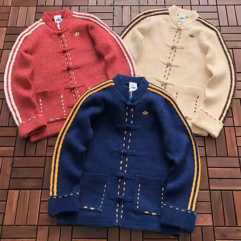 ￥~ 275🔥DI🔥AS SWEATER 88010607 (im 176CM 58KG iwear size M in the photo)