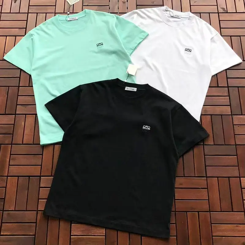 ￥~99 L🔥E🔥🔥 T-SHIRT 77071118 (im 185CM 70KG iwear size M in the photo)