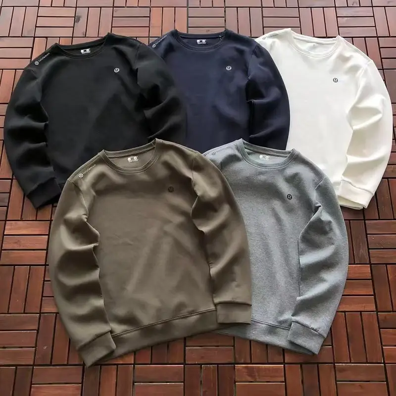 ￥~149 L🔥🔥UL🔥M🔥N SWEATER 66062905 (im 185CM 70KG iwear size L in the photo)