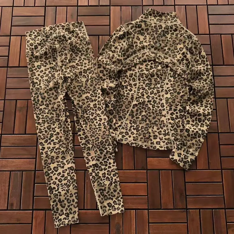 TOP ￥~179 PANTS ￥~119 L🔥🔥UL🔥M🔥N YOGA APPAREL WOMAN 77080415