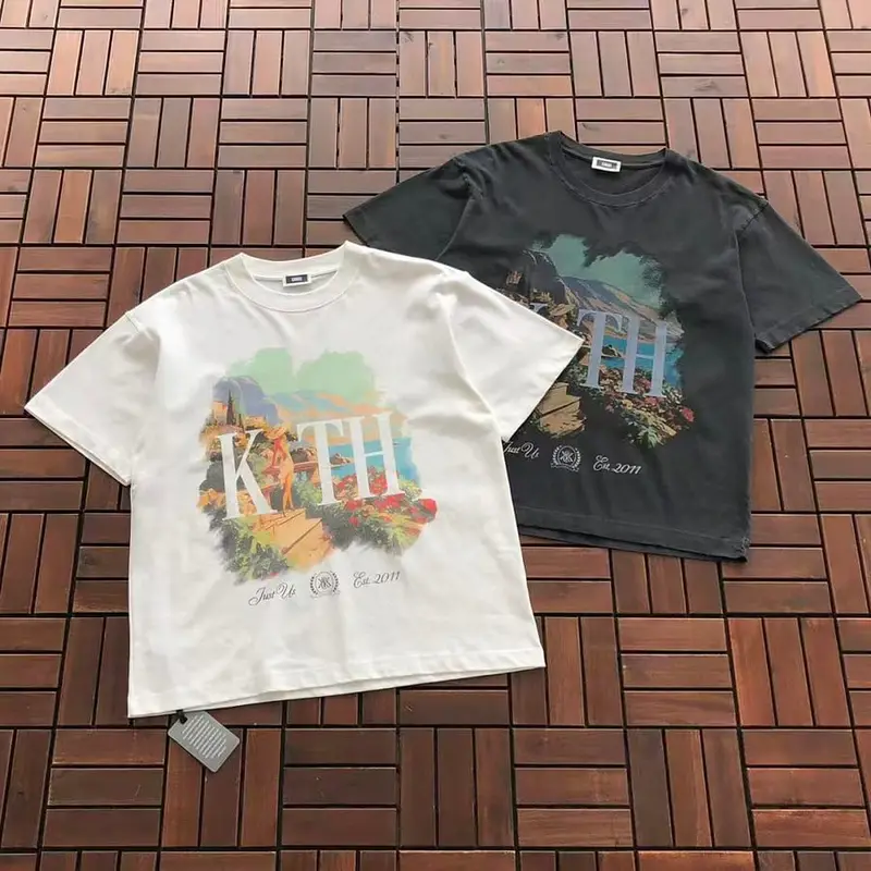 BLACK ￥~109 WHITE ￥~95 K🔥T🔥T-SHIRT 77071022 (im 185CM 70KG iwear size S in the photo)