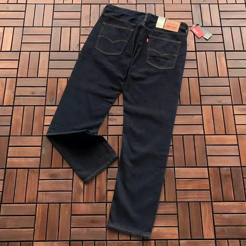 ￥~135 LE🔥IS JEANS 55071577 (im 185CM 80KG iwear size 36 in the photo)