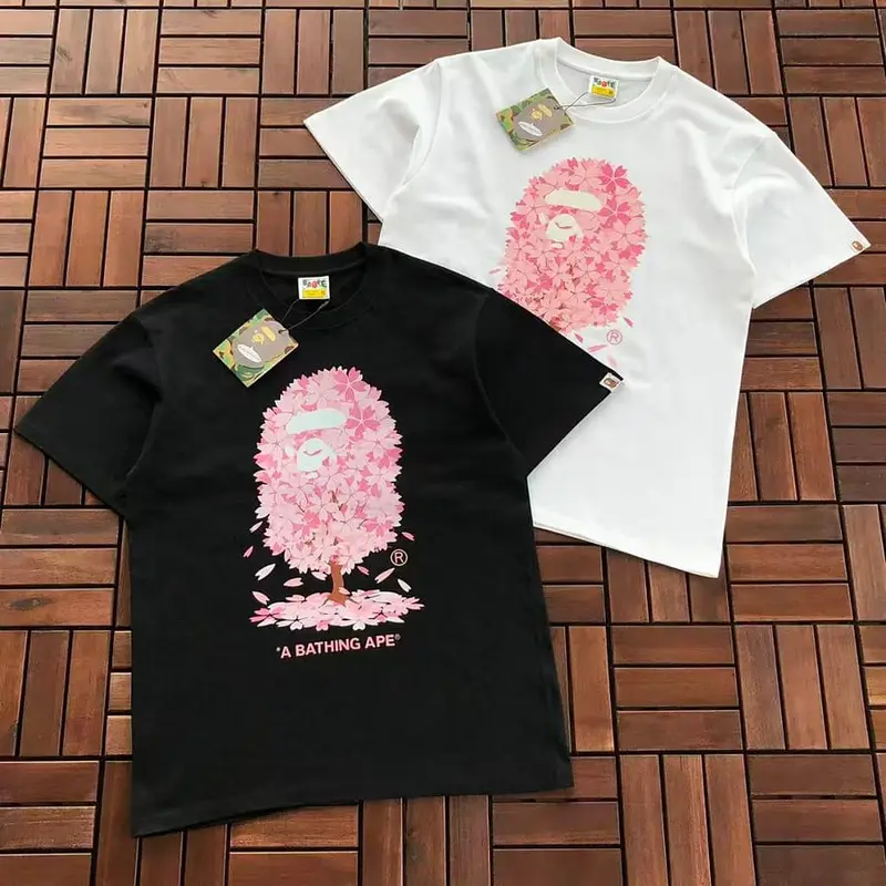 ￥~89 BAPE T-SHIRT 55061615 (im 185CM 80KG iwear size M in the photo)