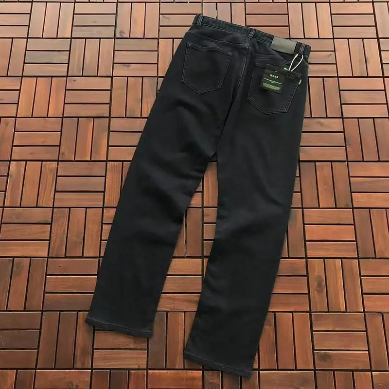 ￥~226 H🔥G🔥 B🔥🔥S JEANS 66070256 (im 185CM 70KG iwear size 32 in the photo)