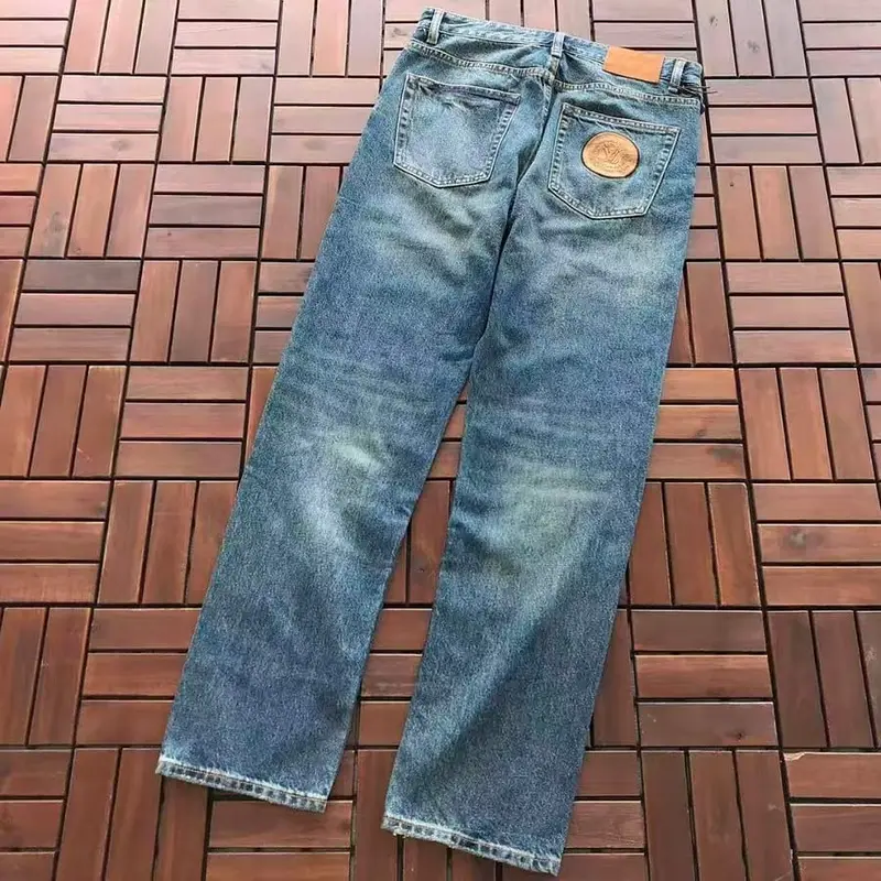 ￥~246 L🔥JEANS 66070745 (im 185CM 70KG iwear size 33 in the photo)