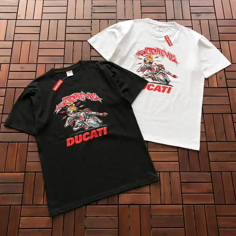 ￥ ~ 95 S🔥P🔥E🔥E & DUCATI T-SHIRT 55072808 (im 185CM 70KG iwear size L in the photo)