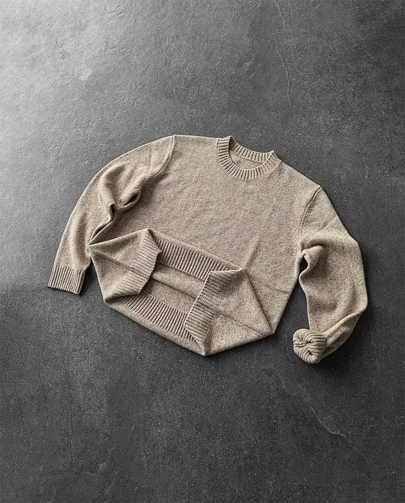 Mobius Wool Knit