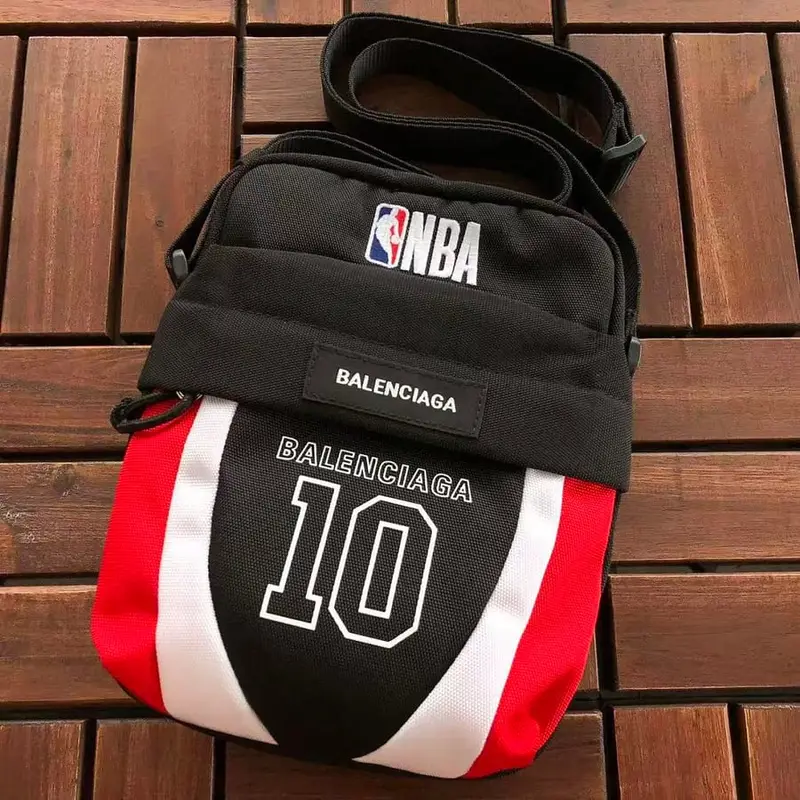 ￥~246 B🔥L🔥🔥🔥IA🔥A & NBA BAG 66070608（长15CM*宽20CM*高7CM）