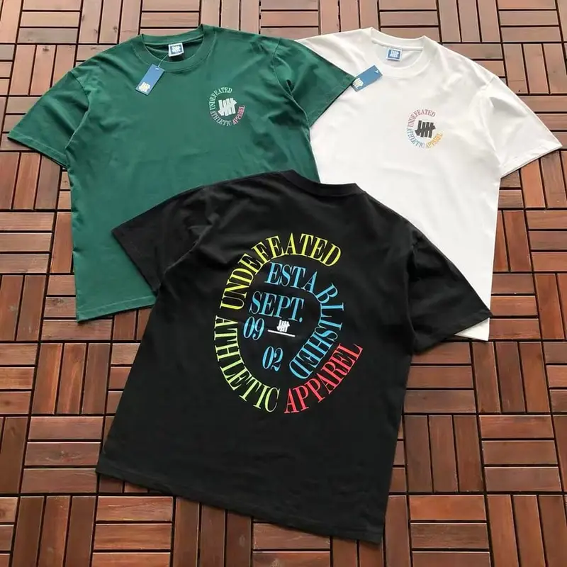 ￥~85 UNDEFEATED T-SHIRT 55070626 (im 185CM 80KG iwear size L in the photo)