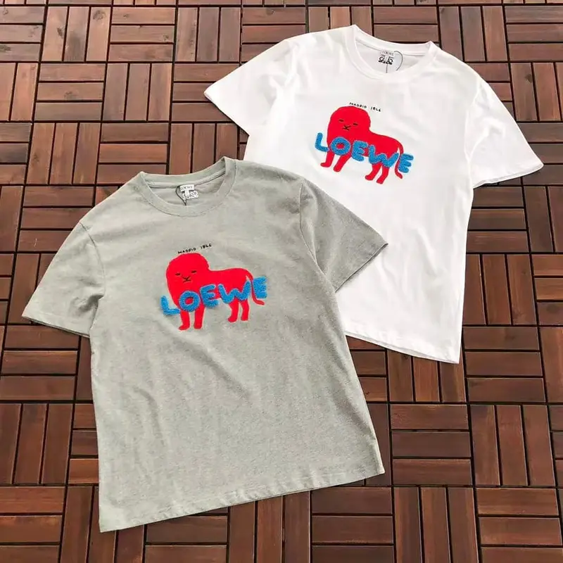 ￥~169 L🔥E🔥🔥 T-SHIRT 77072306 (im 185CM 70KG iwear size S in the photo)