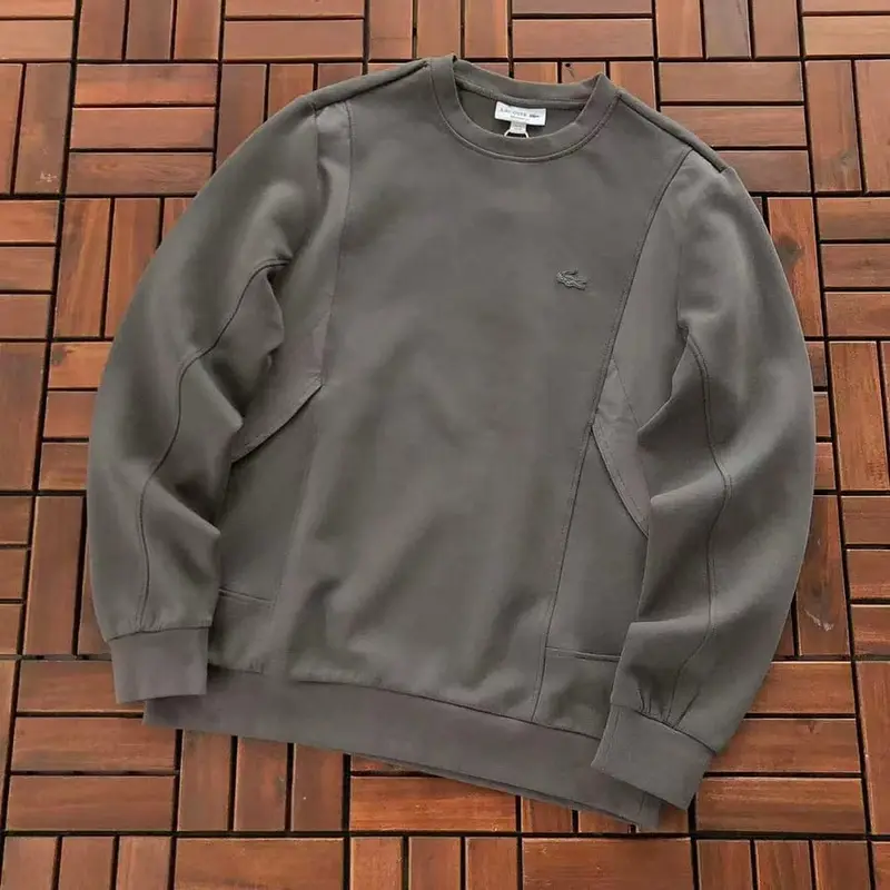 ￥~159 L🔥C🔥ST🔥SWEATER 66070610 (im 185CM 70KG iwear size M in the photo)