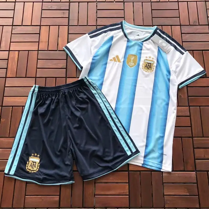 ￥~65 FOOTBALL T-SHIRT SHORTS 66051172 (im 185CM 70KG iwear size M in the photo)