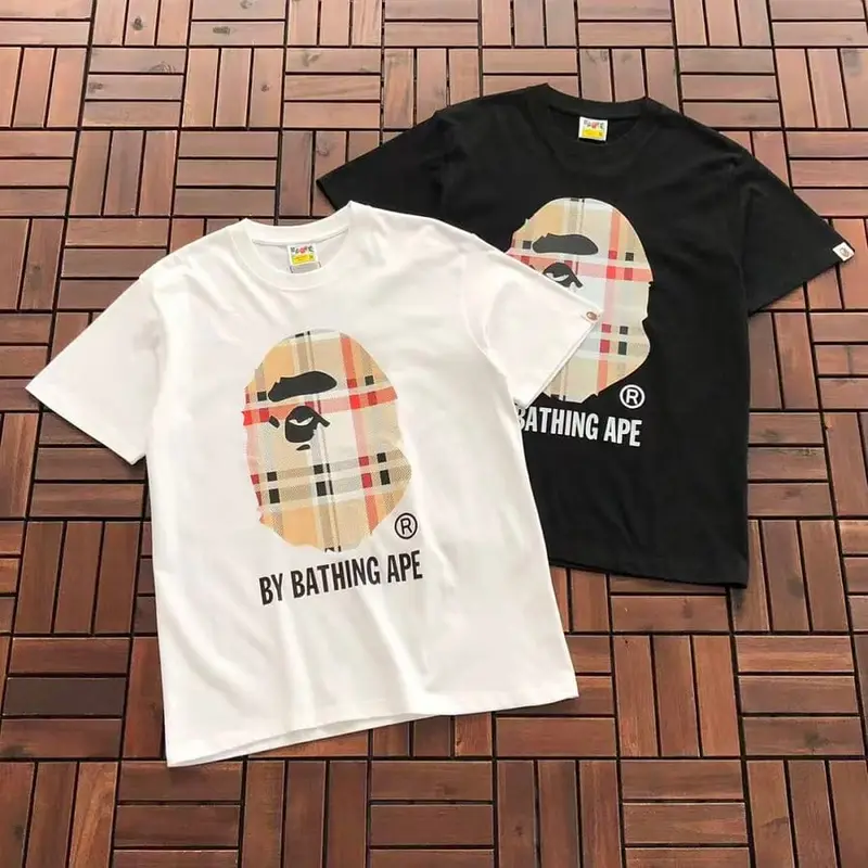 ￥~79 BAPE T-SHIRT 77063020 (im 185CM 70KG iwear size M in the photo)