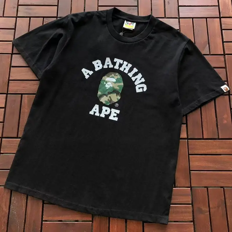 ￥~75 BAPE T-SHIRT 66072230 (im 185CM 70KG iwear size S in the photo)