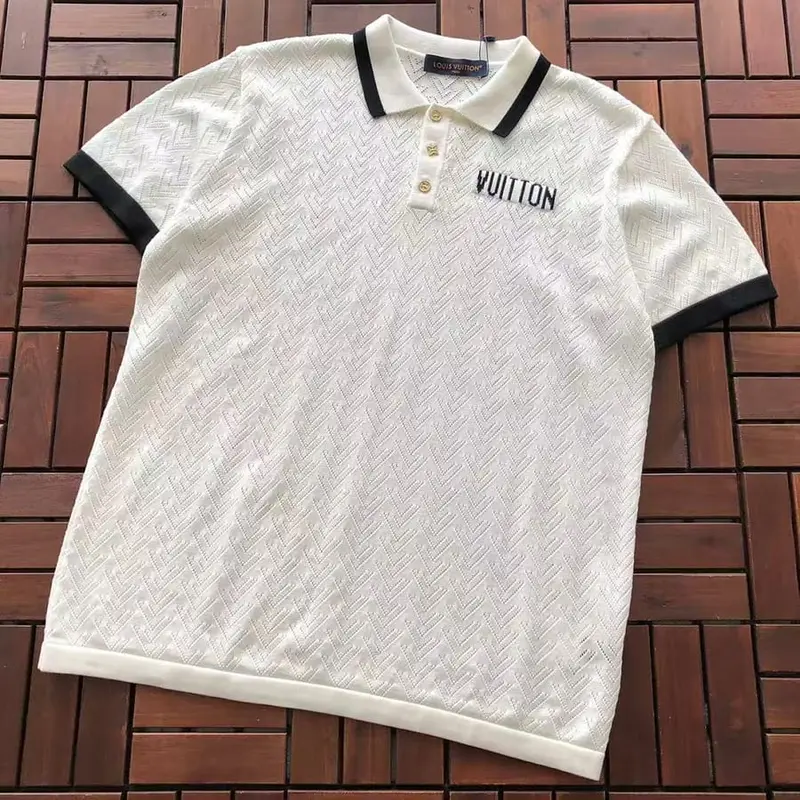 ￥ ~ 179 L🔥T-SHIRT SWEATER 55073018 (im 185CM 70KG iwear size S in the photo)