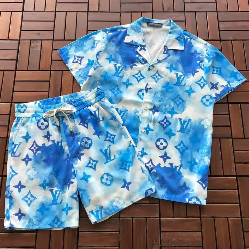 ￥~219 L🔥T-SHIRT SHIRT SHORTS 55070981 (im 185CM 70KG iwear size L in the photo)