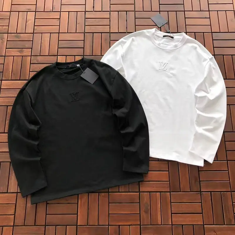 ￥~185 L🔥LONG-SLEEVE 66080258 (im 185CM 70KG iwear size L in the photo)