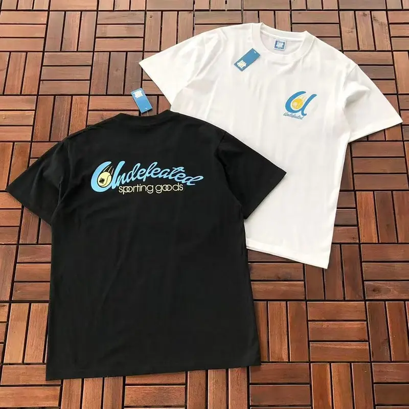 ￥~85 UNDEFEATED T-SHIRT 55062765 (im 180CM 68KG iwear size M in the photo)