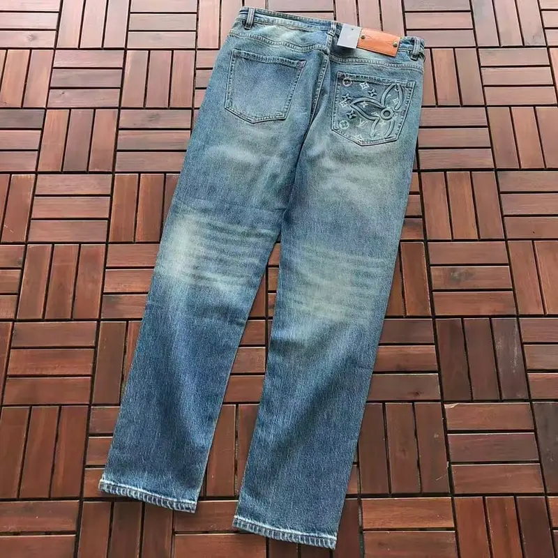 ￥~226 L🔥JEANS 66070737 (im 185CM 70KG iwear size 32 in the photo)