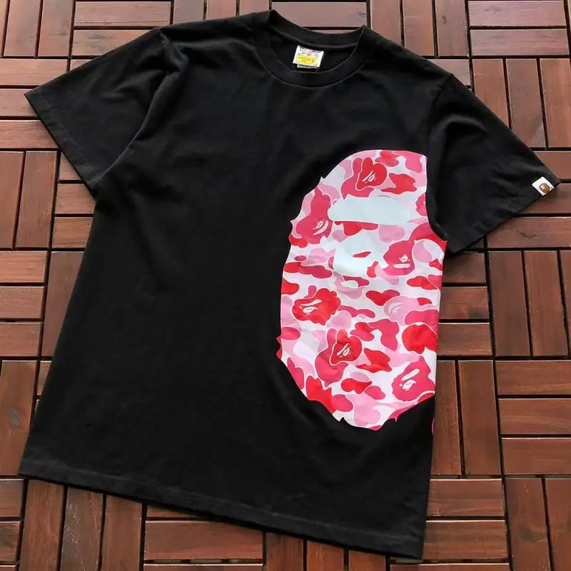 ￥~75 BAPE T-SHIRT 66072228 (im 185CM 70KG iwear size M in the photo)