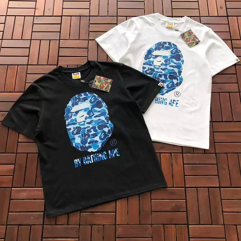 ￥~75 BAPE T-SHIRT 66071406 (im 185CM 70KG iwear size S in the photo)