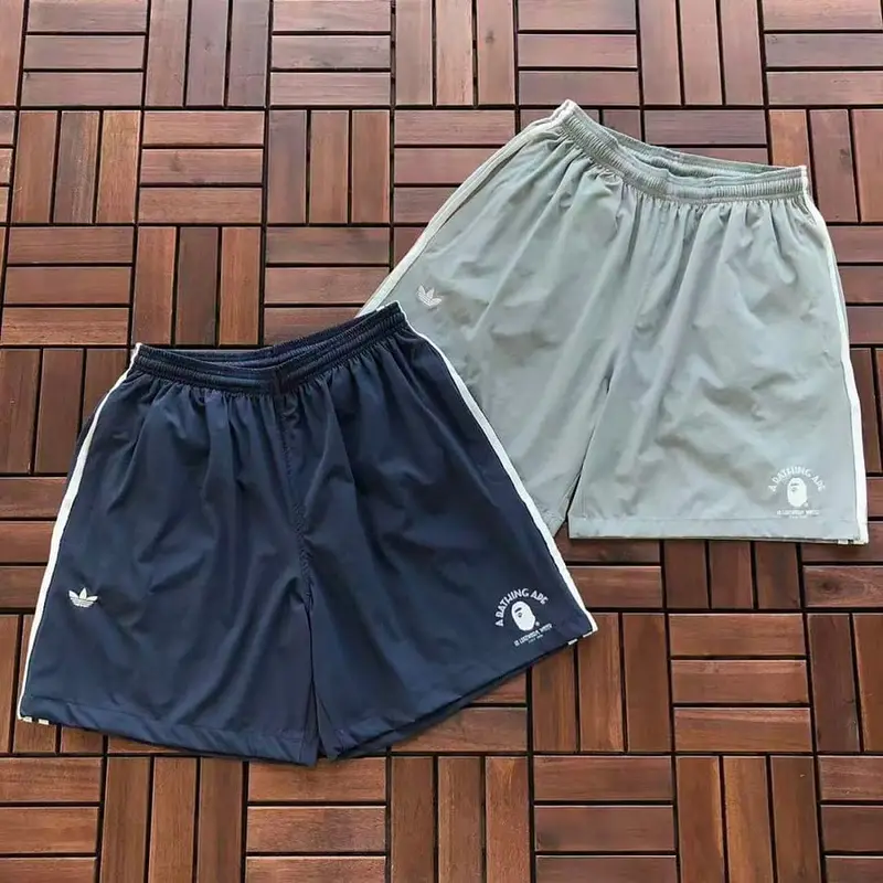 ￥125 🔥DI🔥AS & BAPE SHORTS 88070231 (im 185CM 80KG iwear size S in the photo)