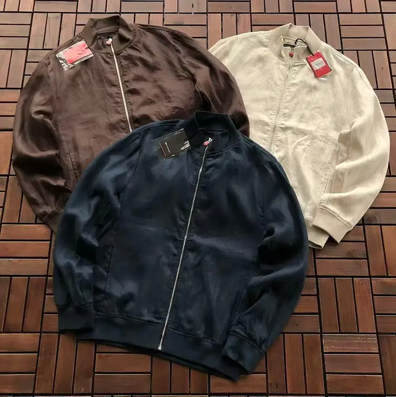 ￥~419 KITON JACKET 66073003 (im 185CM 80KG iwear size L in the photo)