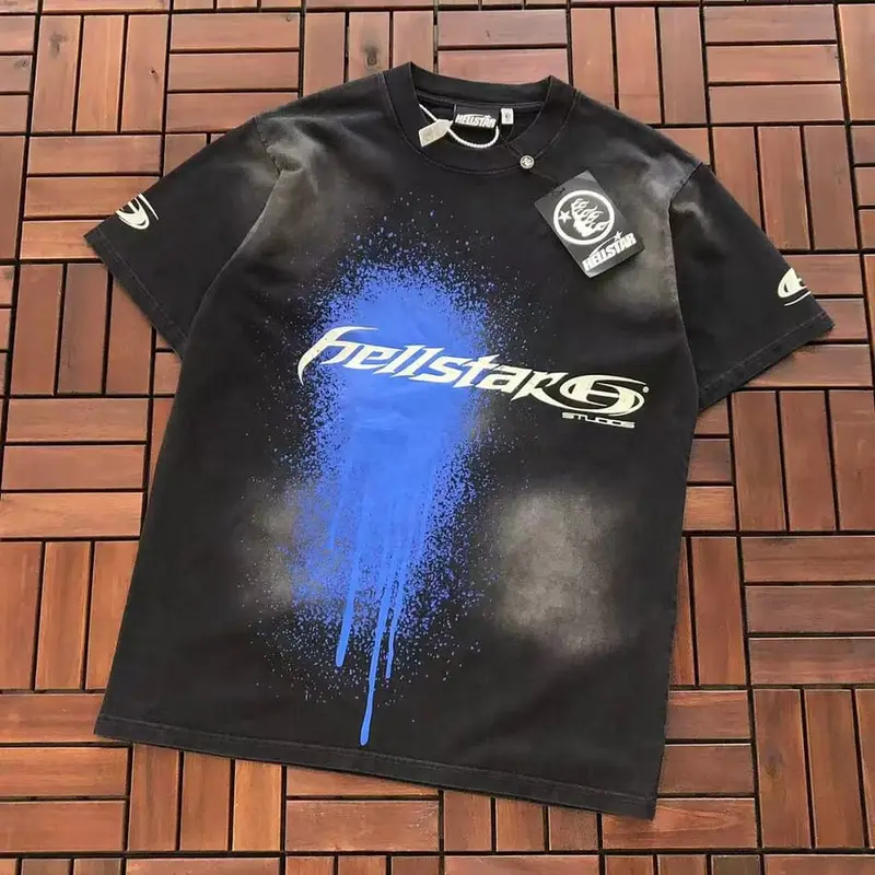 ￥ ~ 135 HELLSTAR T-SHIRT 55070228 (im 185CM 70KG iwear size M in the photo)