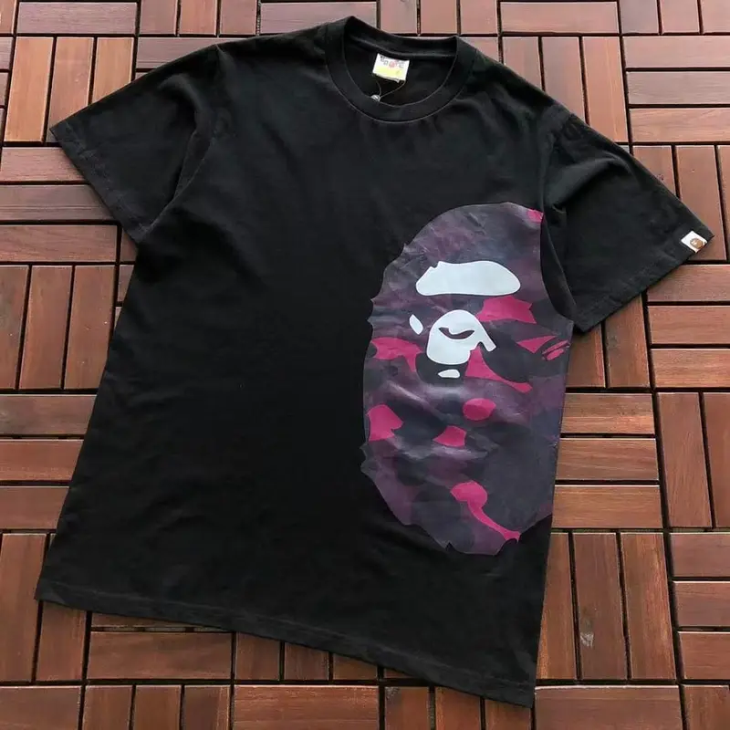 ￥~75 BAPE T-SHIRT 66072263 (im 185CM 70KG iwear size M in the photo)