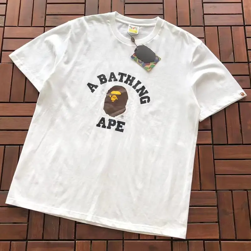 ￥~75 BAPE T-SHIRT 66071411 (im 185CM 70KG iwear size XL in the photo)