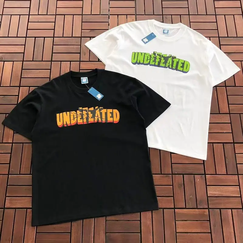 ￥~85 UNDEFEATED T-SHIRT 55070648 (im 185CM 80KG iwear size L in the photo)