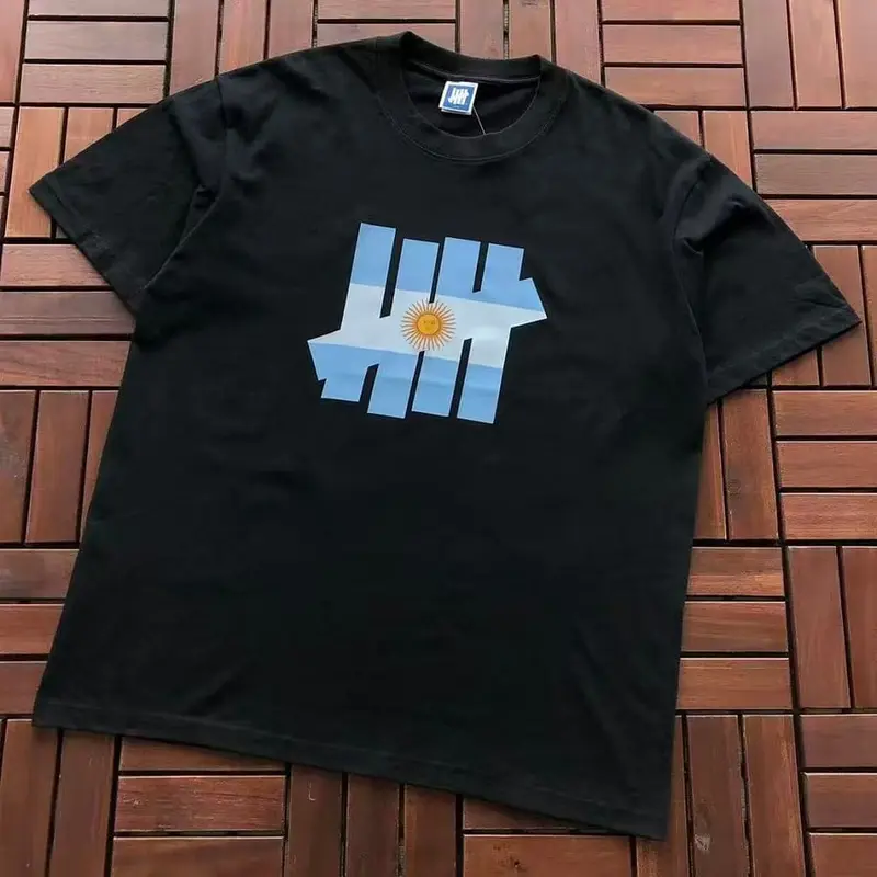 ￥ ~ 85 UNDEFEATED T-SHIRT 55072826 (im 185CM 70KG iwear size L in the photo)