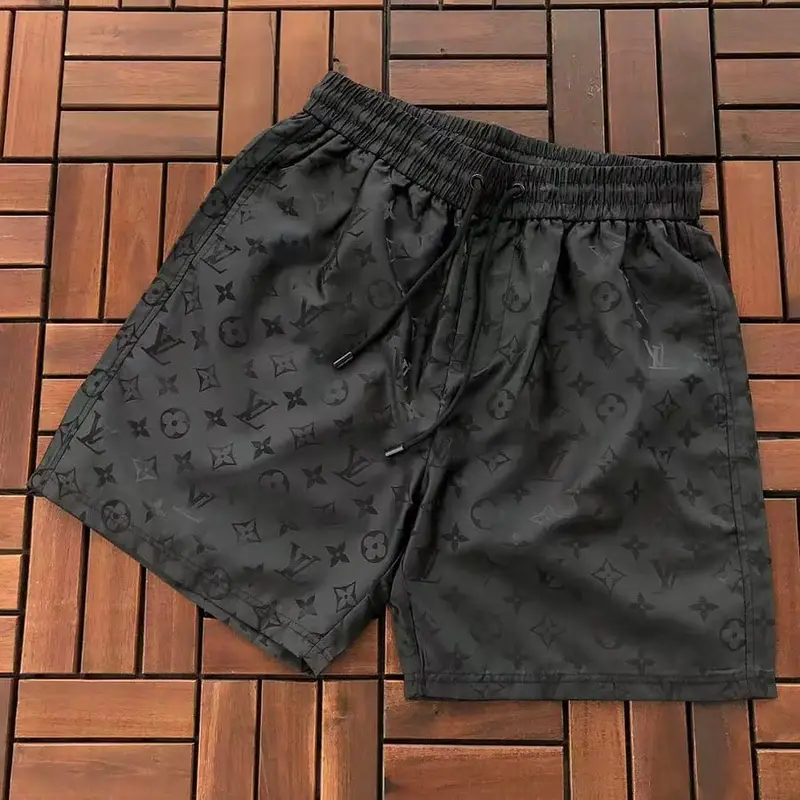 ￥~135 L🔥 SHORTS 55051837 (im 185CM 70KG iwear size M in the photo)