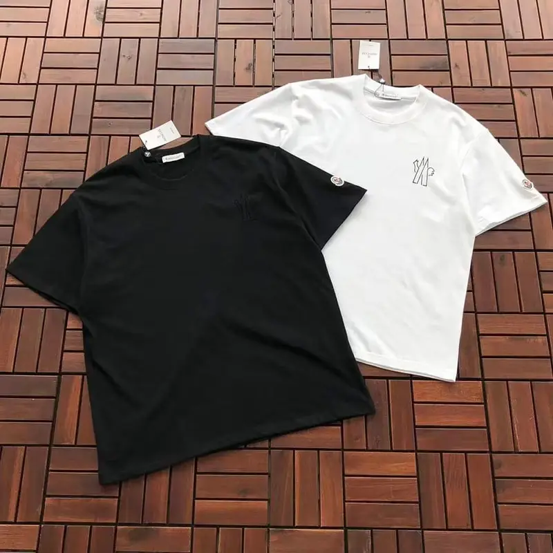 ￥ ~ 119 M🔥🔥🔥🔥🔥R T-SHIRT 55072009 (im 185CM 70KG iwear size M in the photo)