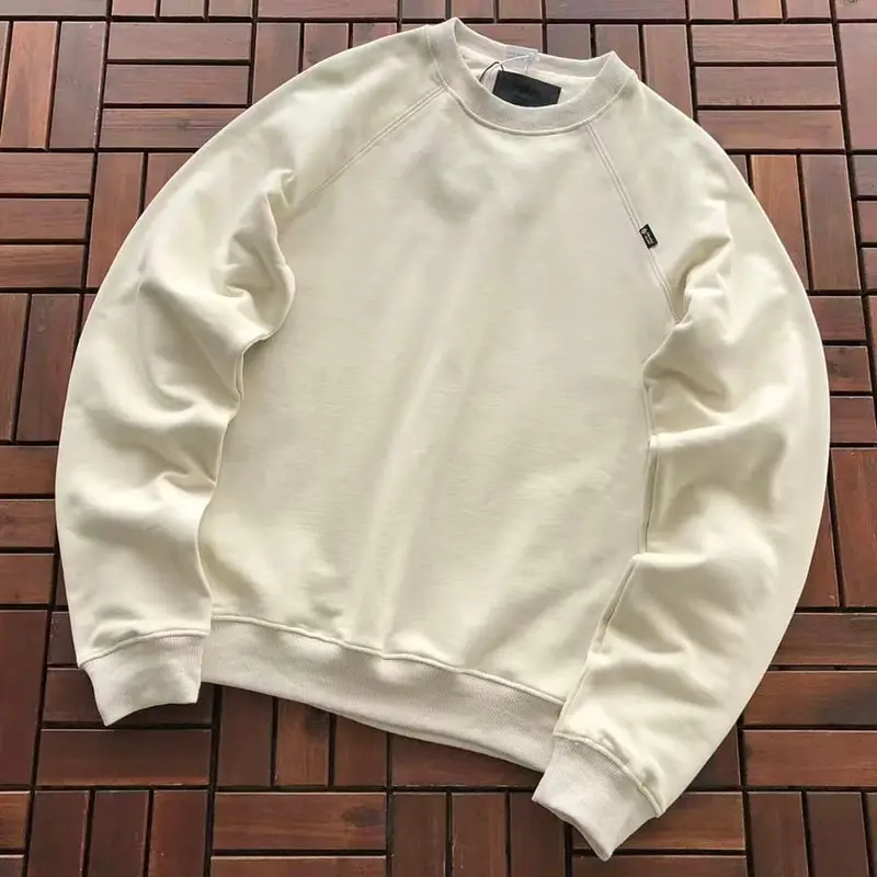 ￥~235 P🔥A🔥A SWEATER 77080413 (im 185CM 70KG iwear size M in the photo)