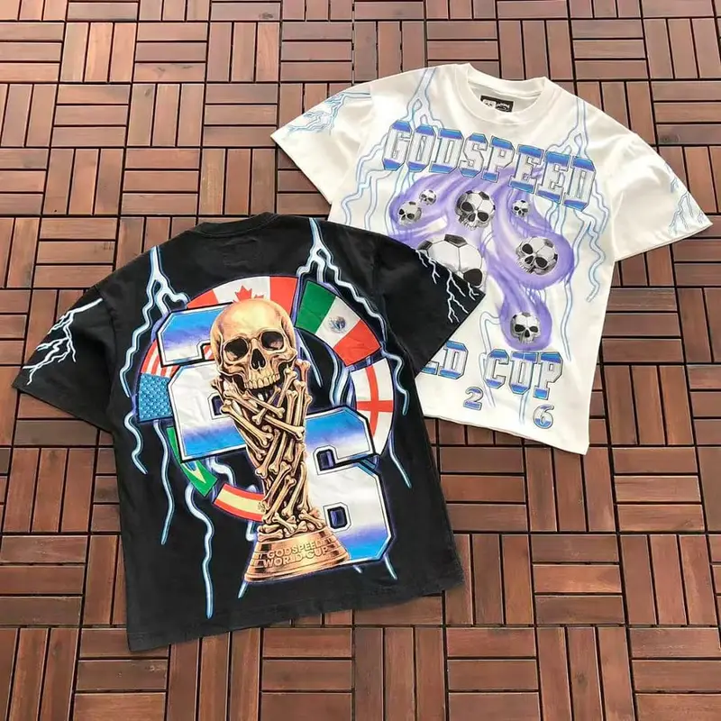 BLACK ￥~89 WHITE￥~ 85 GODSPEED T-SHIRT 77072224 (im 185CM 80KG iwear size M in the photo)