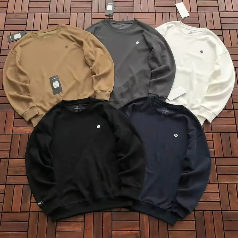 ￥~159 L🔥🔥UL🔥M🔥N SWEATER 66080572 (im 185CM 70KG iwear size XL in the photo)