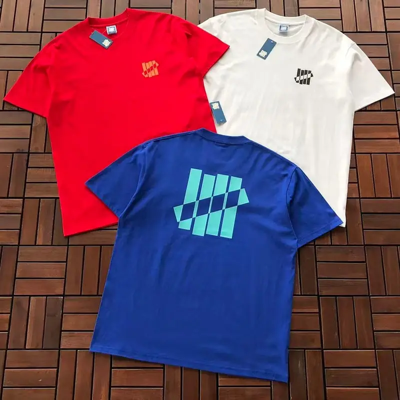 ￥~85 UNDEFEATED T-SHIRT 55070641 (im 185CM 80KG iwear size L in the photo)