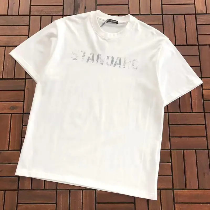 ￥ ~ 119 B🔥L🔥🔥🔥IA🔥A T-SHIRT 55072015 (im 185CM 70KG iwear size M in the photo)