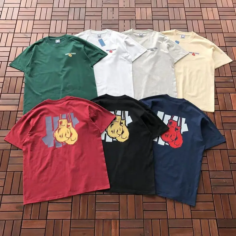 ￥ ~ 85 UNDEFEATED T-SHIRT 11123009 (im 180CM 68KG iwear size L in the photo)