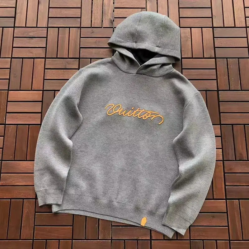 ￥~389 L🔥HOODIE SWEATER 77070314 (im 185CM 80KG iwear size M in the photo)