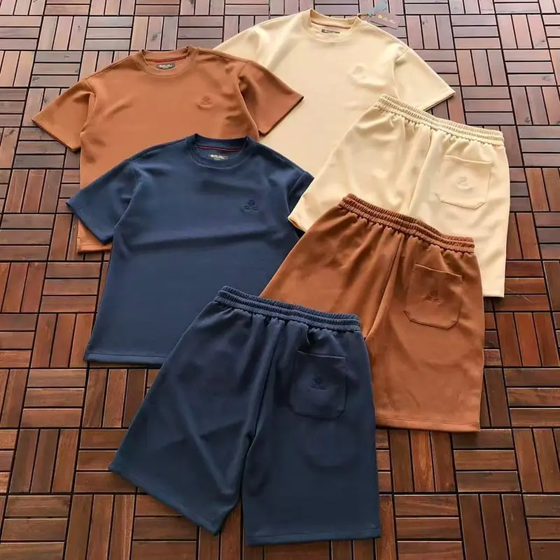 TOP￥~129 PANTS￥~135 L🔥🔥O P🔥A🔥A T-SHIRT SHORTS 66080564 (im 185CM 70KG iwear size M in the photo)