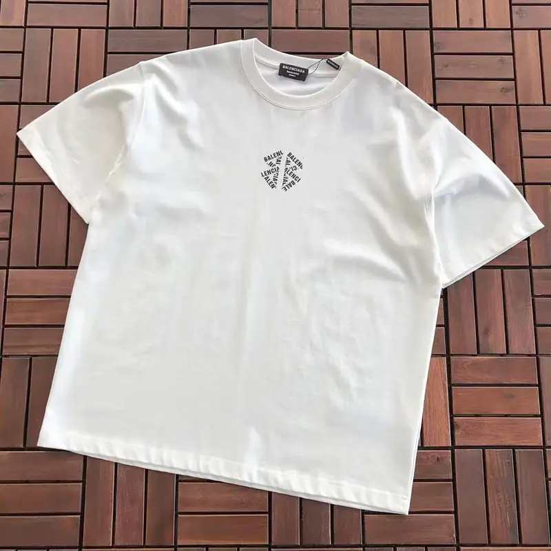 ￥~139 B🔥L🔥🔥🔥IA🔥A T-SHIRT 55080419 (im 185CM 80KG iwear size L in the photo)