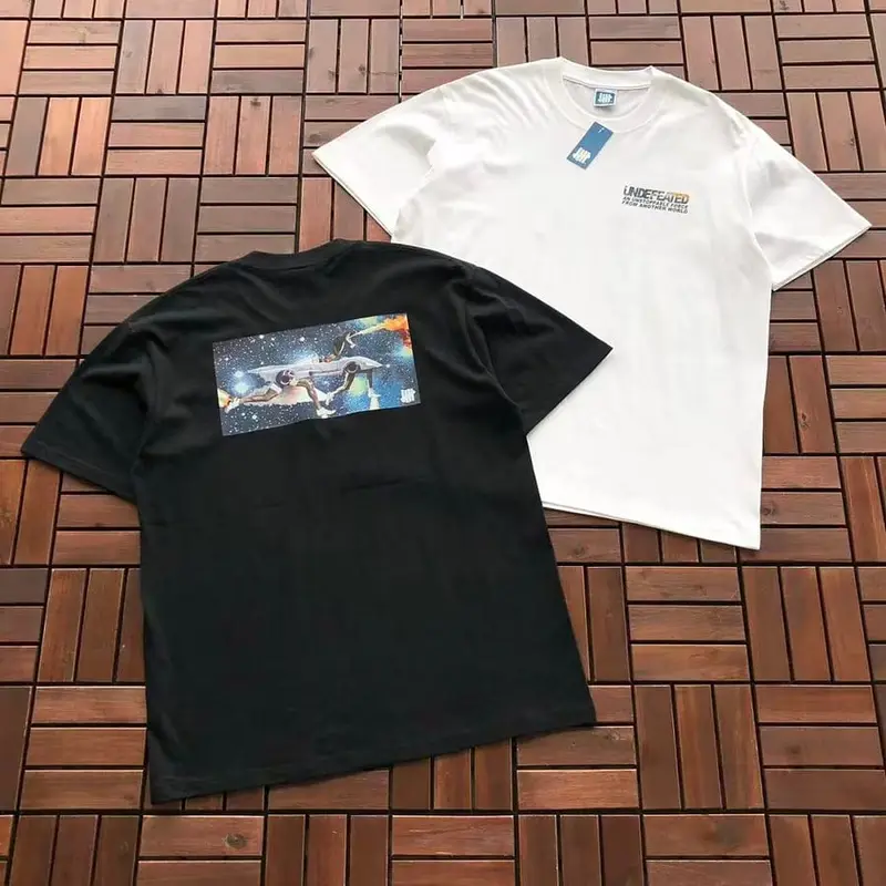 ￥~85 UNDEFEATED T-SHIRT 55070655 (im 185CM 80KG iwear size L in the photo)