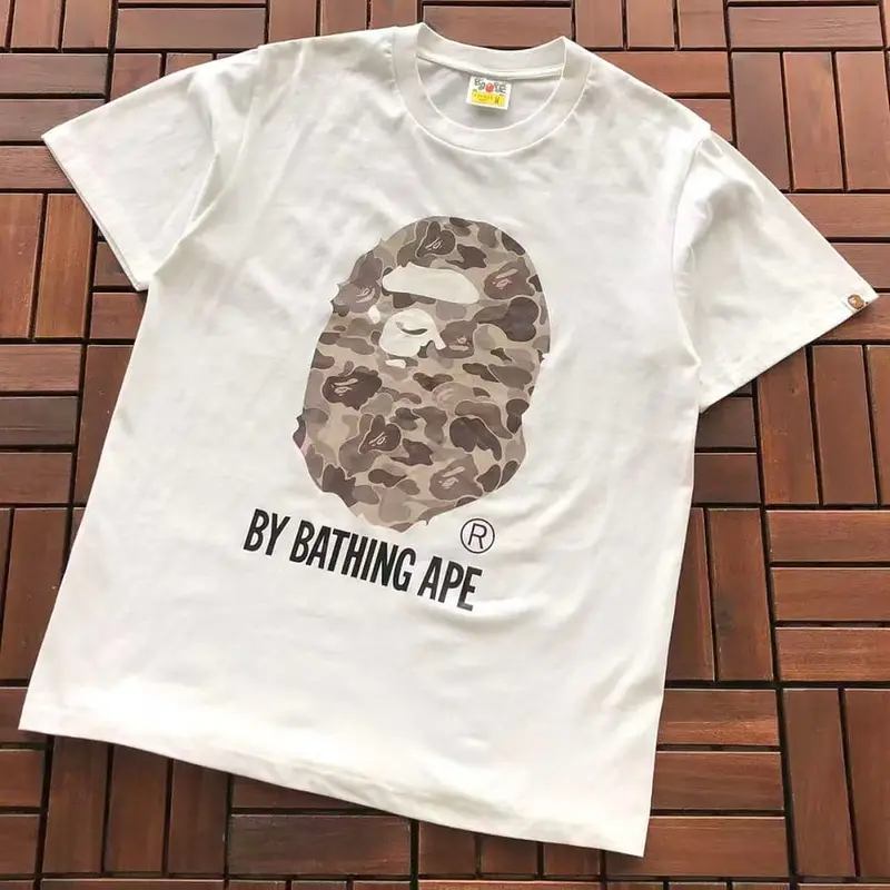 ￥~75 BAPE T-SHIRT 66072269 (im 185CM 70KG iwear size M in the photo)