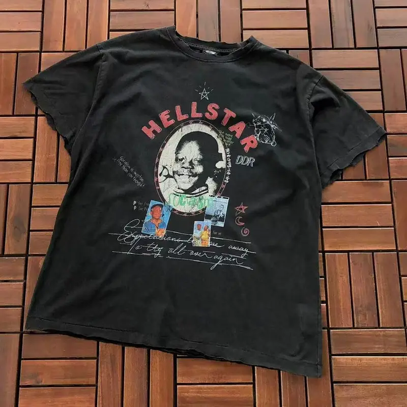 ￥~99 HELLSTAR T-SHIRT 77070610 (im 185CM 70KG iwear size M in the photo)