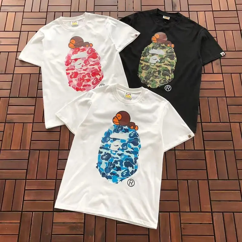 ￥~75 BAPE T-SHIRT 66071423 (im 185CM 70KG iwear size L in the photo)