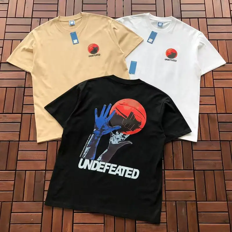 ￥~85 UNDEFEATED T-SHIRT 55070627 (im 185CM 80KG iwear size L in the photo)