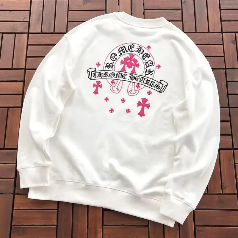 ￥ ~ 179 CH🔥OM🔥 HE🔥RTS SWEATER 55072961 (im 185CM 70KG iwear size L in the photo)